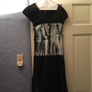 Black and white tie-dye maxi dress